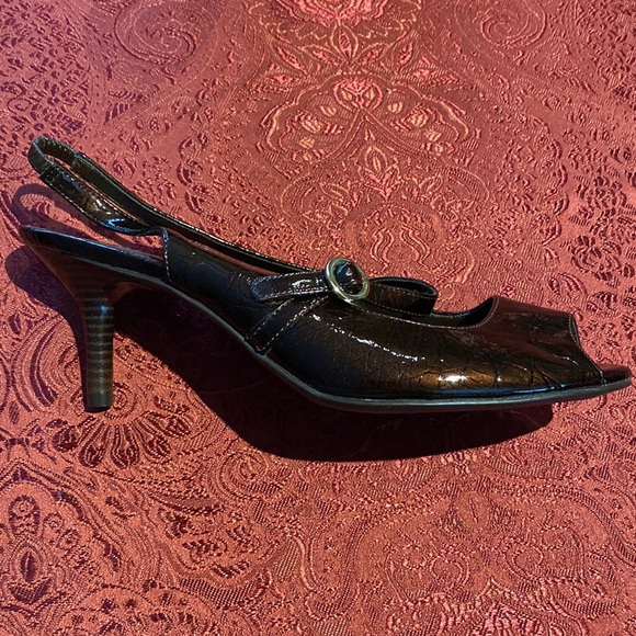 Predictions low heel peep toes shoe size 9W - Picture 4 of 5